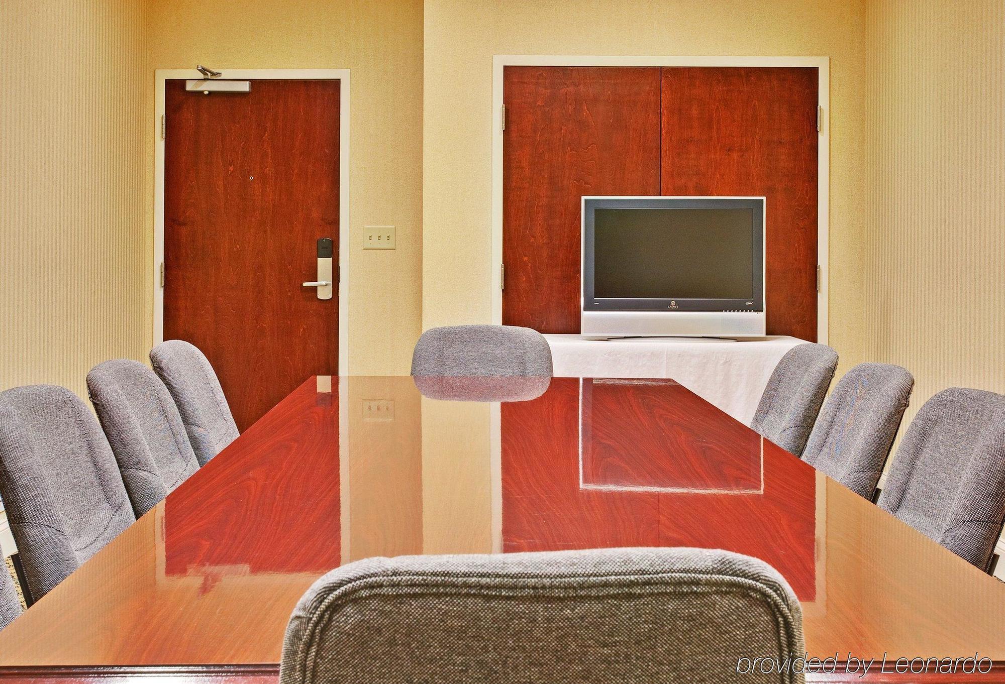 Holiday Inn Express & Suites Dyersburg, An Ihg Hotel Facilități foto